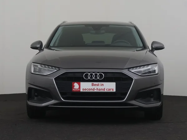 AUDI A4 (2021) — foto 28 van 30