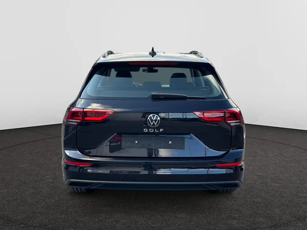 VOLKSWAGEN Golf VIII SW (2023) — foto 19 van 24