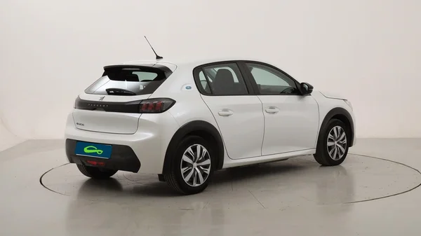Peugeot E-208 (2022) — foto 26 van 30