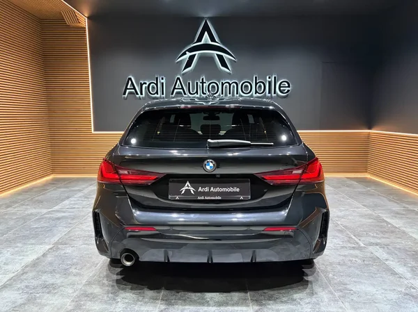 Bmw 118 (2022) — foto 23 van 27