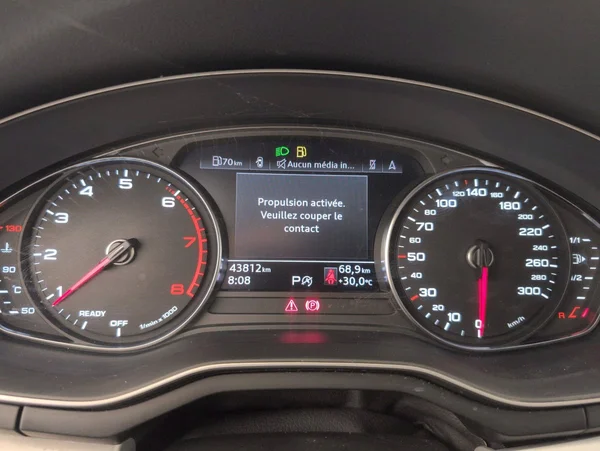 Audi A4 sw (2022) — foto 14 van 35