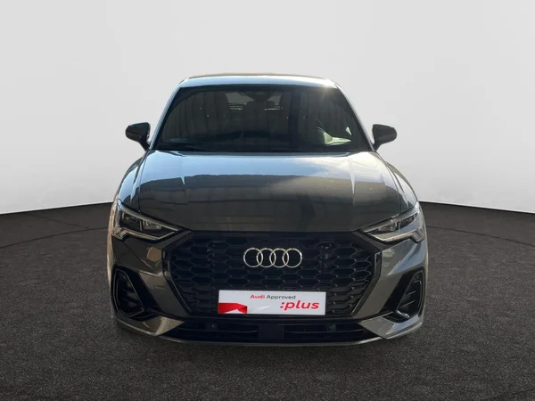 AUDI Q3 Sportback (2023) — foto 19 van 20