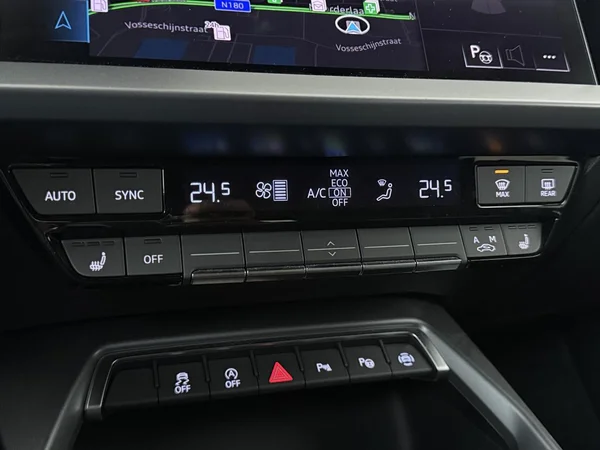 AUDI A3 Sportback (2025) — foto 8 van 18