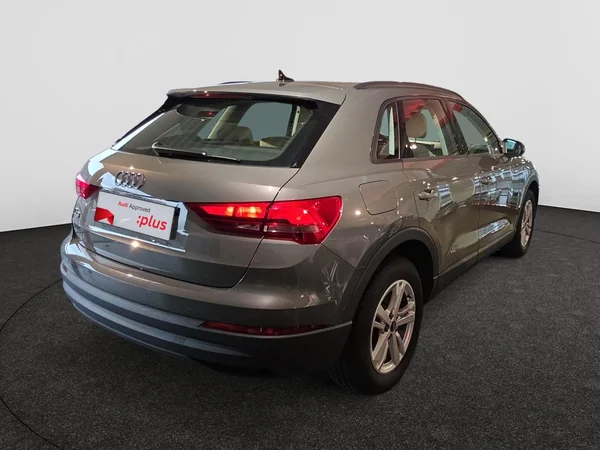 AUDI Q3 PHEV (2021) — foto 18 van 23