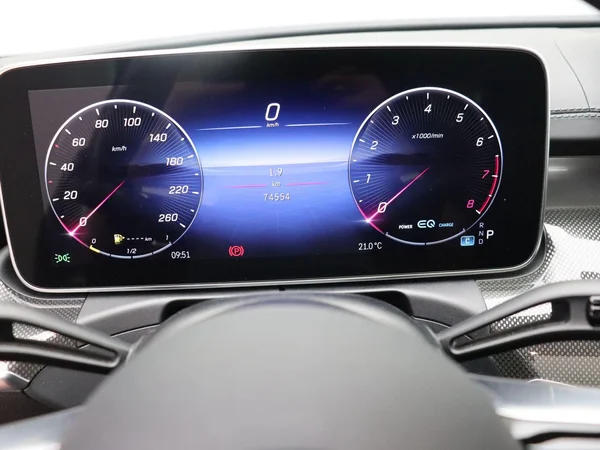 Mercedes-Benz C-Klasse (2022) — foto 4 van 25
