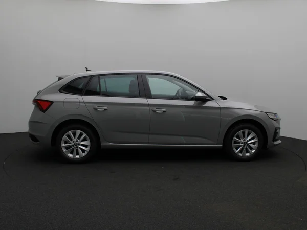 SKODA Scala (2025) — foto 5 van 16