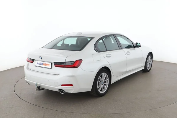 BMW 3-serie (2024) — foto 12 van 16