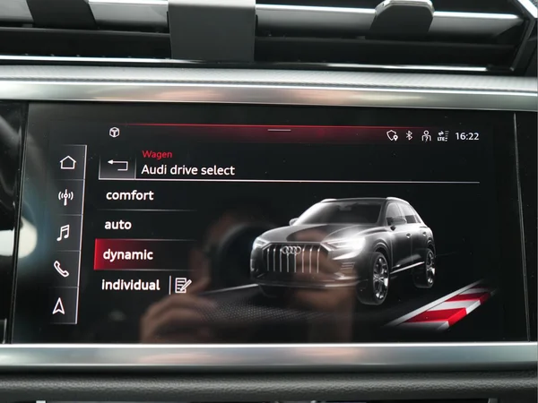 AUDI Q3 PHEV (2022) — foto 19 van 29