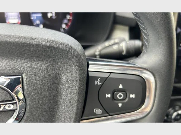 VOLVO XC40 (2022) — foto 20 van 28