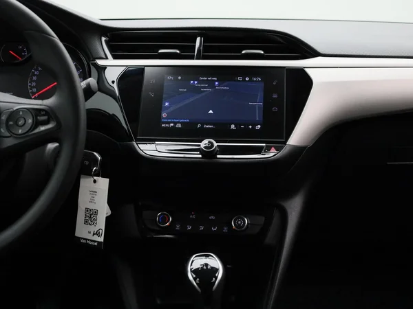Opel Corsa (2022) — foto 38 van 39