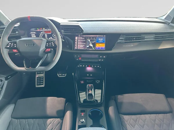 AUDI RS3 Sportback (2026) — foto 14 van 16