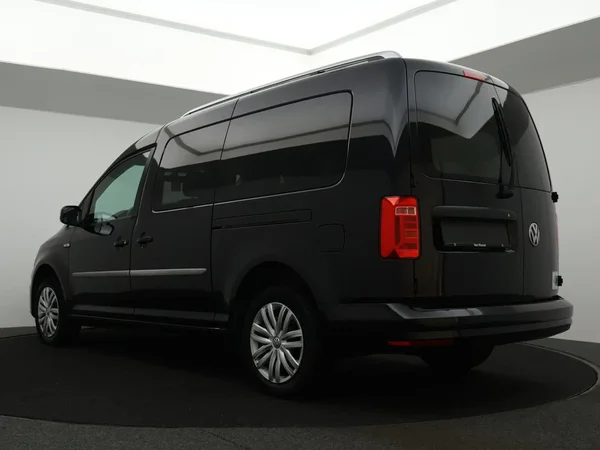Volkswagen Caddy (2018) — foto 23 van 28