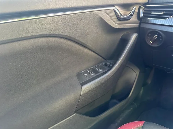 SKODA Kamiq (2021) — foto 10 van 35