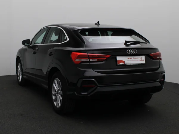 AUDI Q3 Sportback (2024) — foto 3 van 19