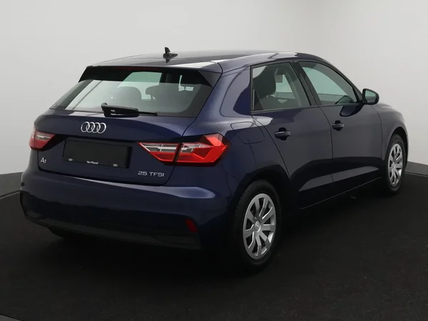 Audi A1 Sportback (2023) — foto 12 van 25