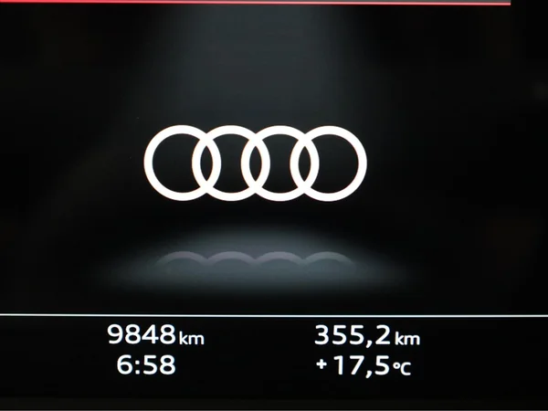 AUDI A3 Sportback (2025) — foto 9 van 21
