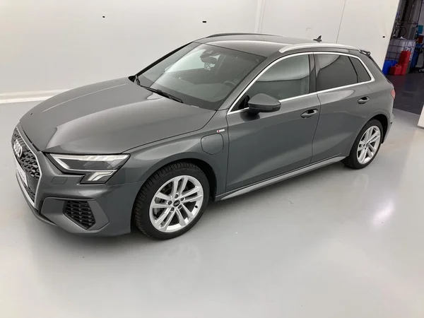 AUDI A3 Sportback PHEV (2022) — foto 31 van 37