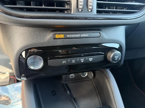 Ford Kuga (2026) — foto 4 van 18
