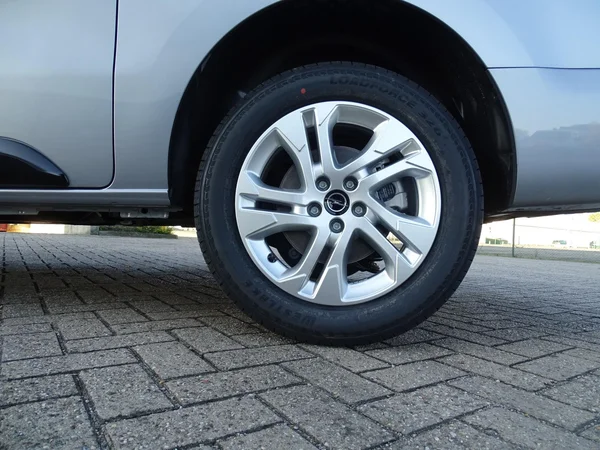 Opel Vivaro (2026) — foto 2 van 27