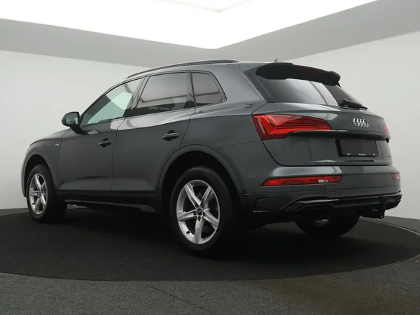 Audi Q5 (2022) — foto 23 van 27