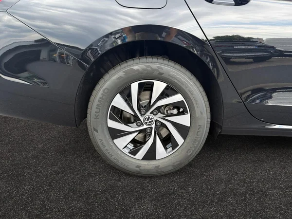 VOLKSWAGEN Passat SW (2026) — foto 15 van 22