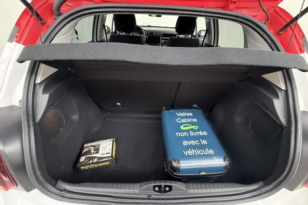 Citroen C3 (2023) — foto 8 van 24
