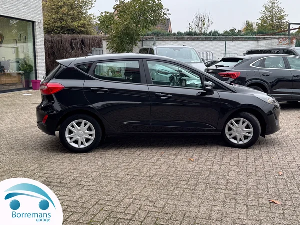 Ford Fiesta (2021) — foto 13 van 16