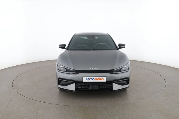 Kia EV6 (2022) — foto 16 van 17