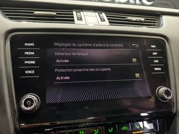 Skoda Octavia (2019) — foto 3 van 22