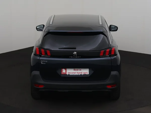 PEUGEOT 5008 (2020) — foto 20 van 23