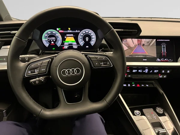 AUDI A3 Sportback PHEV (2025) — foto 3 van 19