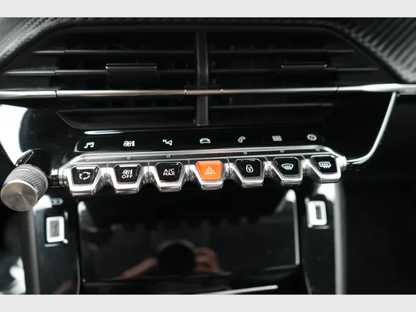 PEUGEOT 208 (2022) — foto 6 van 26
