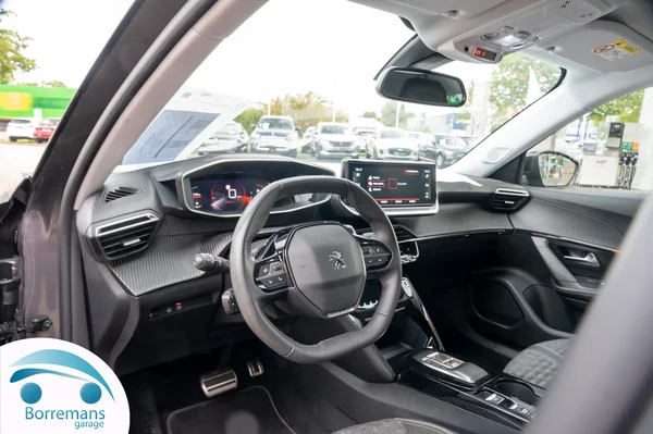 Peugeot 2008 (2022) — foto 9 van 45