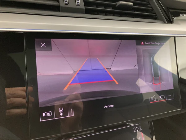 AUDI e-tron (2019) — foto 6 van 31