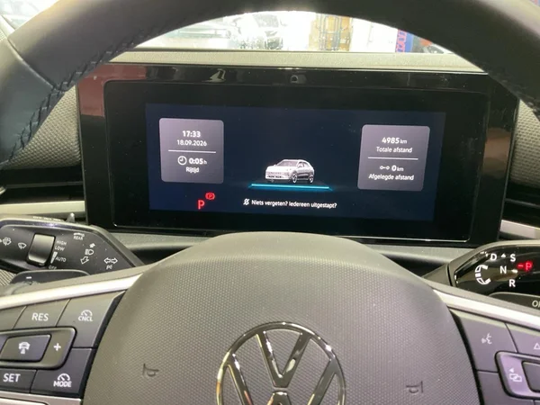 VOLKSWAGEN T-Roc (2025) — foto 6 van 22