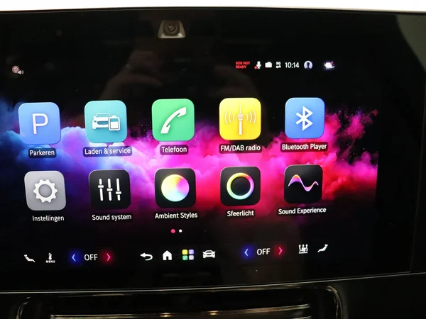 Mercedes-Benz CLA (2025) — foto 8 van 30