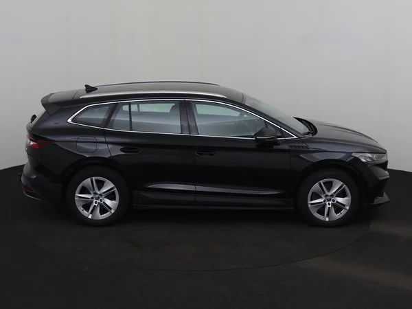 SKODA Enyaq (2022) — foto 28 van 32