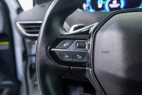Peugeot 3008 PHEV (2023) — foto 14 van 54
