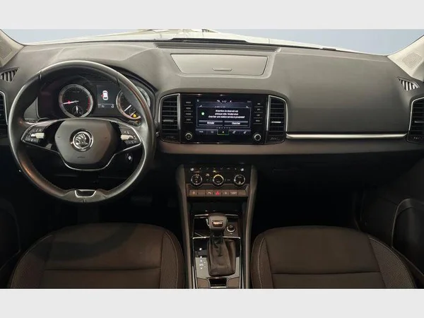 Skoda Karoq (2022) — foto 2 van 24