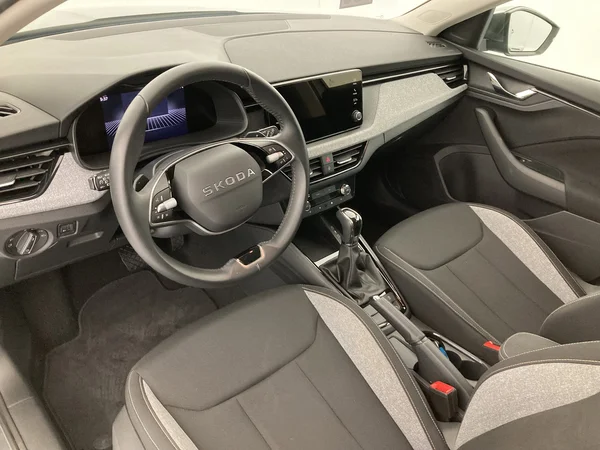 SKODA Scala (2025) — foto 8 van 36