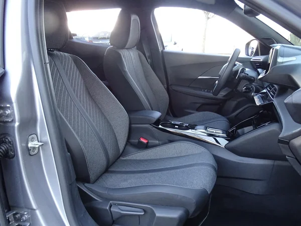 Peugeot 2008 (2025) — foto 3 van 21