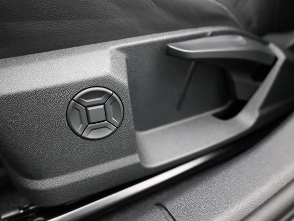 AUDI A3 Allstreet (2025) — foto 8 van 22