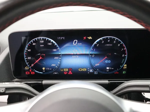 Mercedes-Benz B-Klasse (2021) — foto 3 van 24