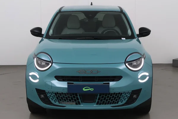 Fiat 600 (2025) — foto 12 van 19