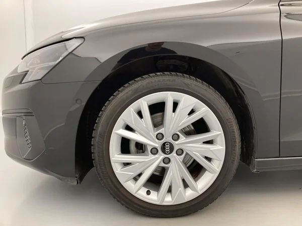 AUDI A3 Sportback (2022) — foto 32 van 35