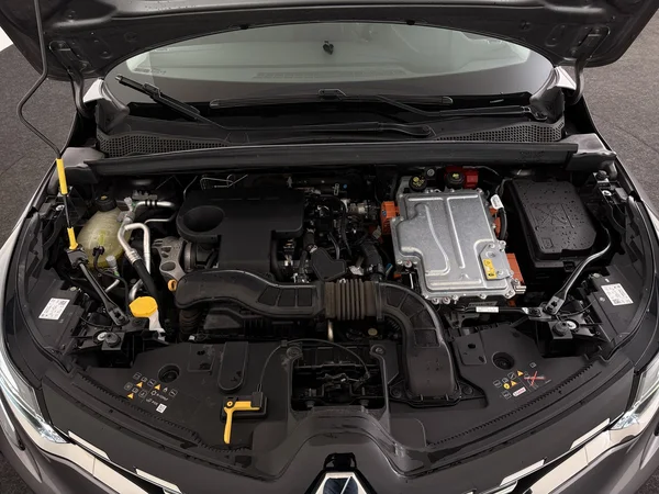 RENAULT Captur (2022) — foto 6 van 29