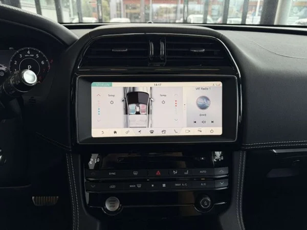 Jaguar F-PACE (2020) — foto 13 van 23