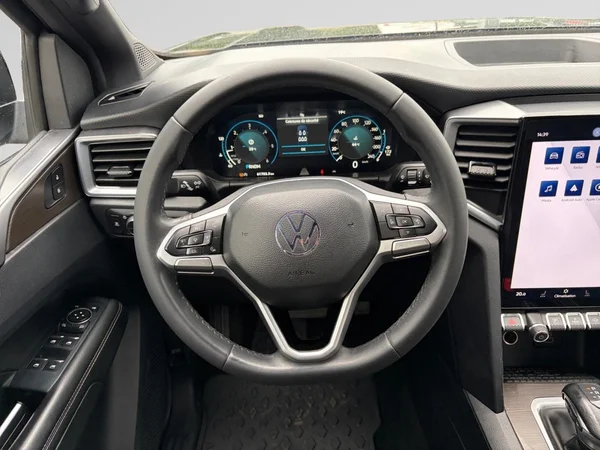 VOLKSWAGEN Amarok Double Cab Dsl (2023) — foto 6 van 18