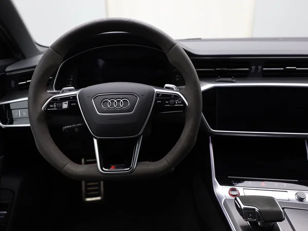 AUDI RS6 Avant (2022) — foto 5 van 19