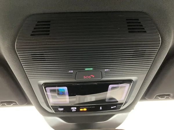 VOLKSWAGEN Passat SW (2024) — foto 21 van 36